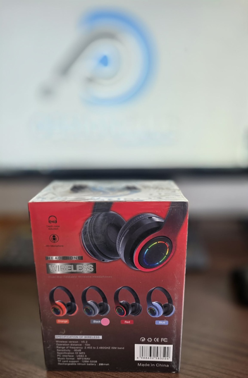 Wireless Headphones RKD55, me tingull të qartë dhe përdorim komod, për muzikë, thirrje dhe argëtim, të hirta/zi