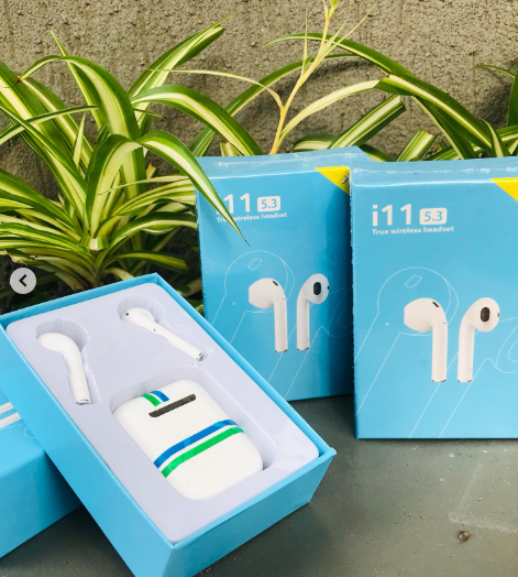 Kufje Wireless i11 5.0 TWS (True Wireless Headset), me tingull të qartë dhe përdorim komod, për muzikë, thirrje dhe argëtim, ngjyrë e bardhë