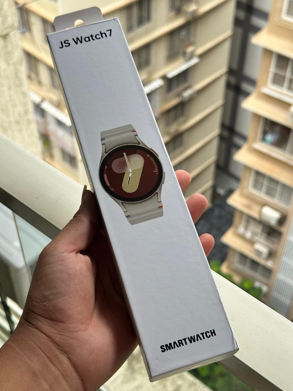 Orë Inteligjente Smartwatch JS Watch7, për njoftime, sport dhe përdorim ditor, kornizë argjendi me rrip të bardhë